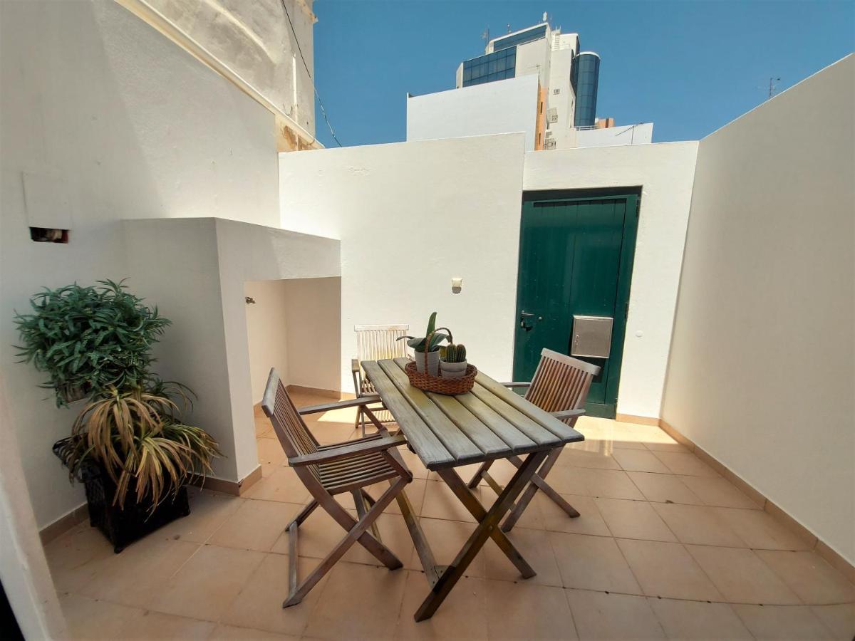 Casa Flor De Sal - Moradia No Centro De Faro! Villa Bagian luar foto