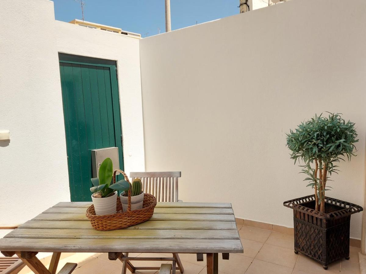 Casa Flor De Sal - Moradia No Centro De Faro! Villa Bagian luar foto
