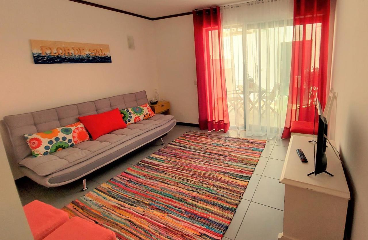 Casa Flor De Sal - Moradia No Centro De Faro! Villa Bagian luar foto